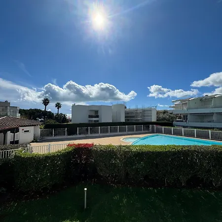 Appartemment Vue Et Piscine Apartamento *